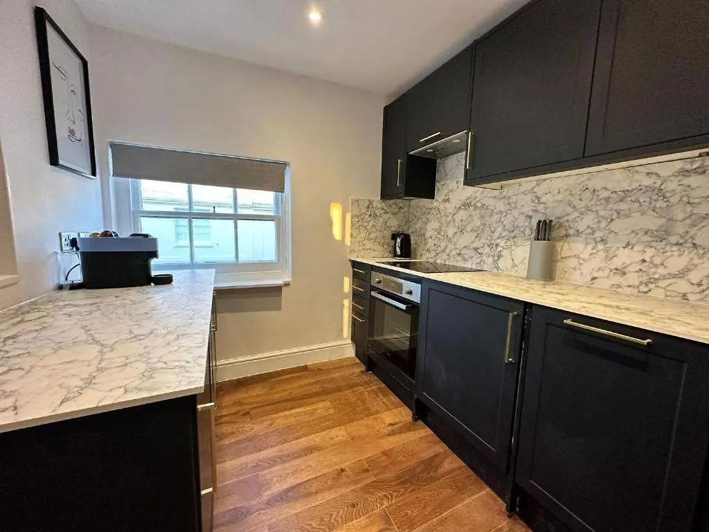 Cosy 1 Bedroom Flat Next To Brighton Beach 영국